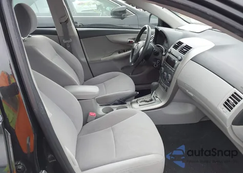 2011 Toyota Corolla Le z USA, uszkodzony, nr VIN JTDBU4EE8BJ090455